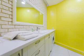 Апартаменты Cosy Apartment at Pozniaky Киев Апартаменты Делюкс-35