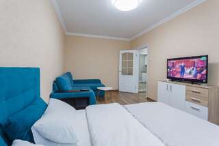 Апартаменты Cosy Apartment at Pozniaky Киев Апартаменты Делюкс-9